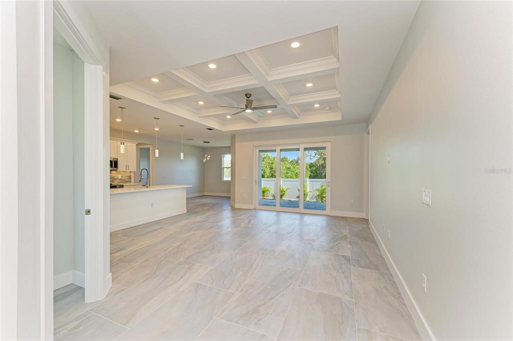 380 Holly Road Venice, FL 34293 - Photo 8 of 42