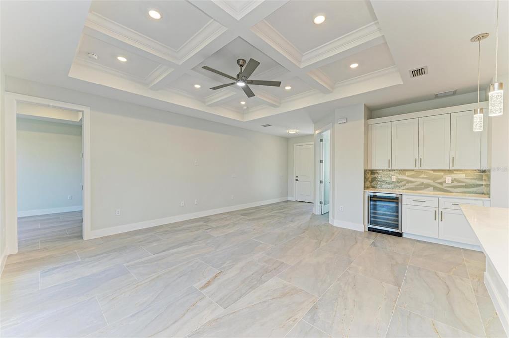 380 Holly Road Venice, FL 34293 - Photo 10 of 42