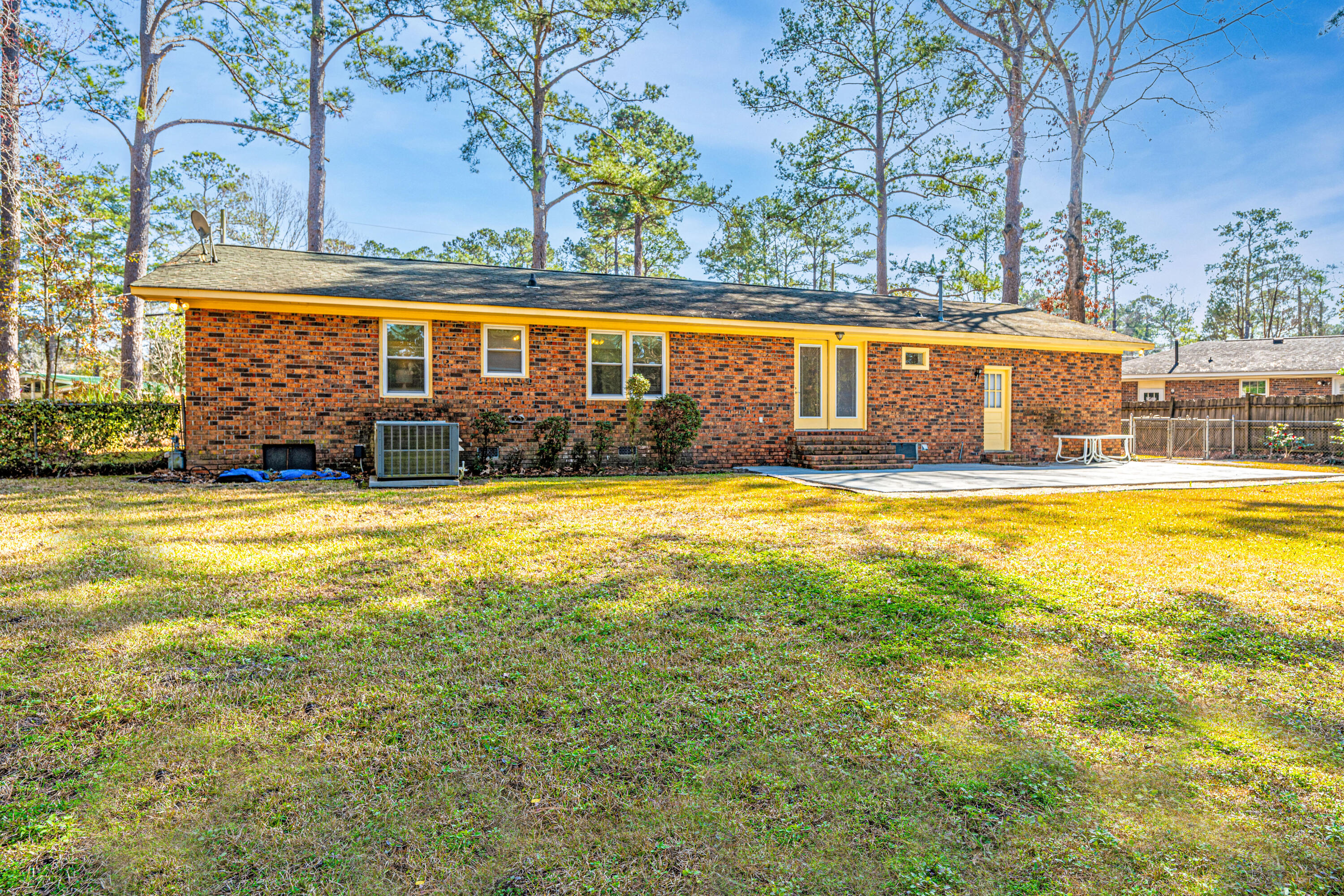 715 Old Golf Road Summerville, SC 29483 - Photo 20 of 25 106WampeeCurve010