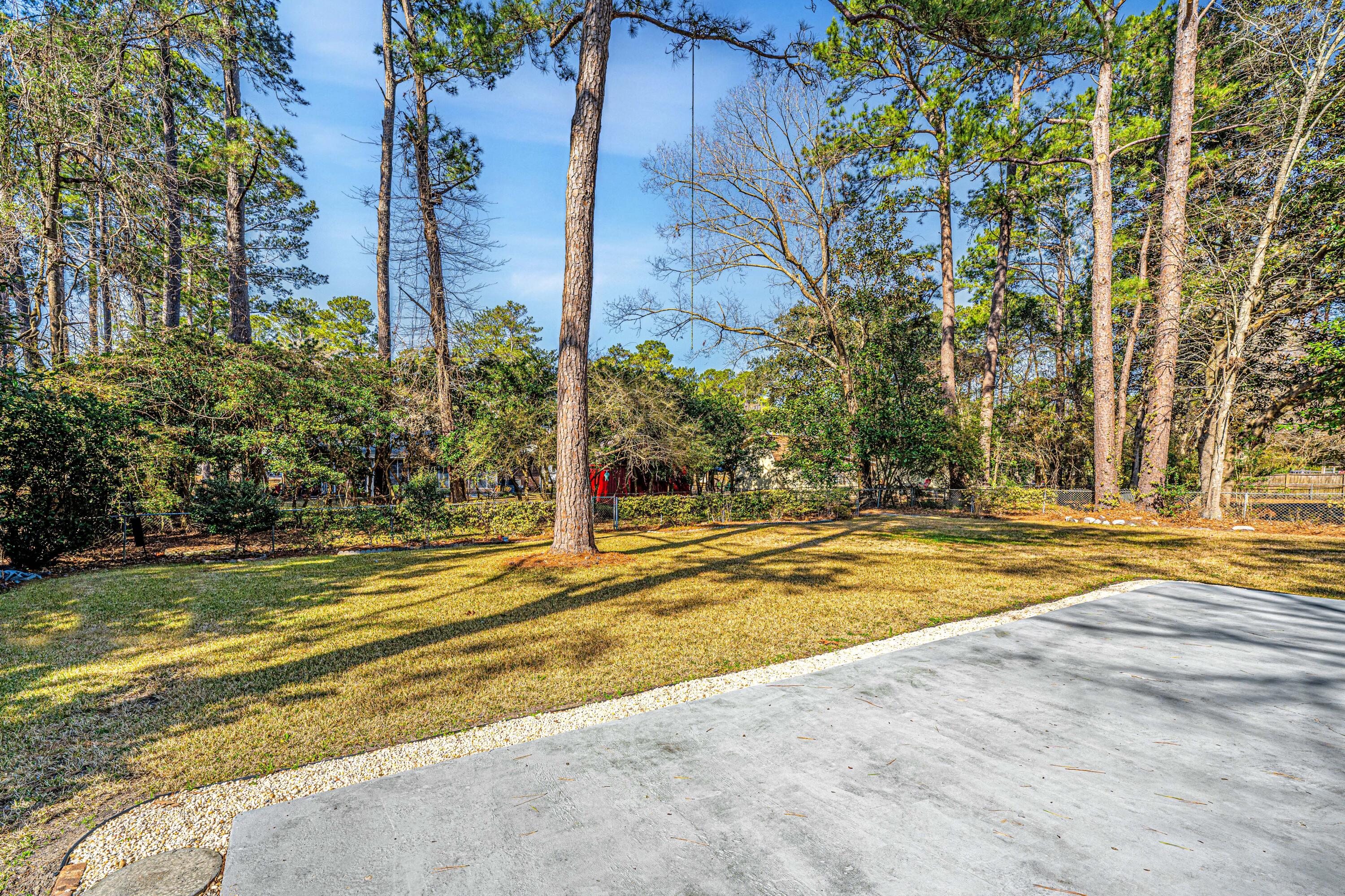 715 Old Golf Road Summerville, SC 29483 - Photo 21 of 25 106WampeeCurve011