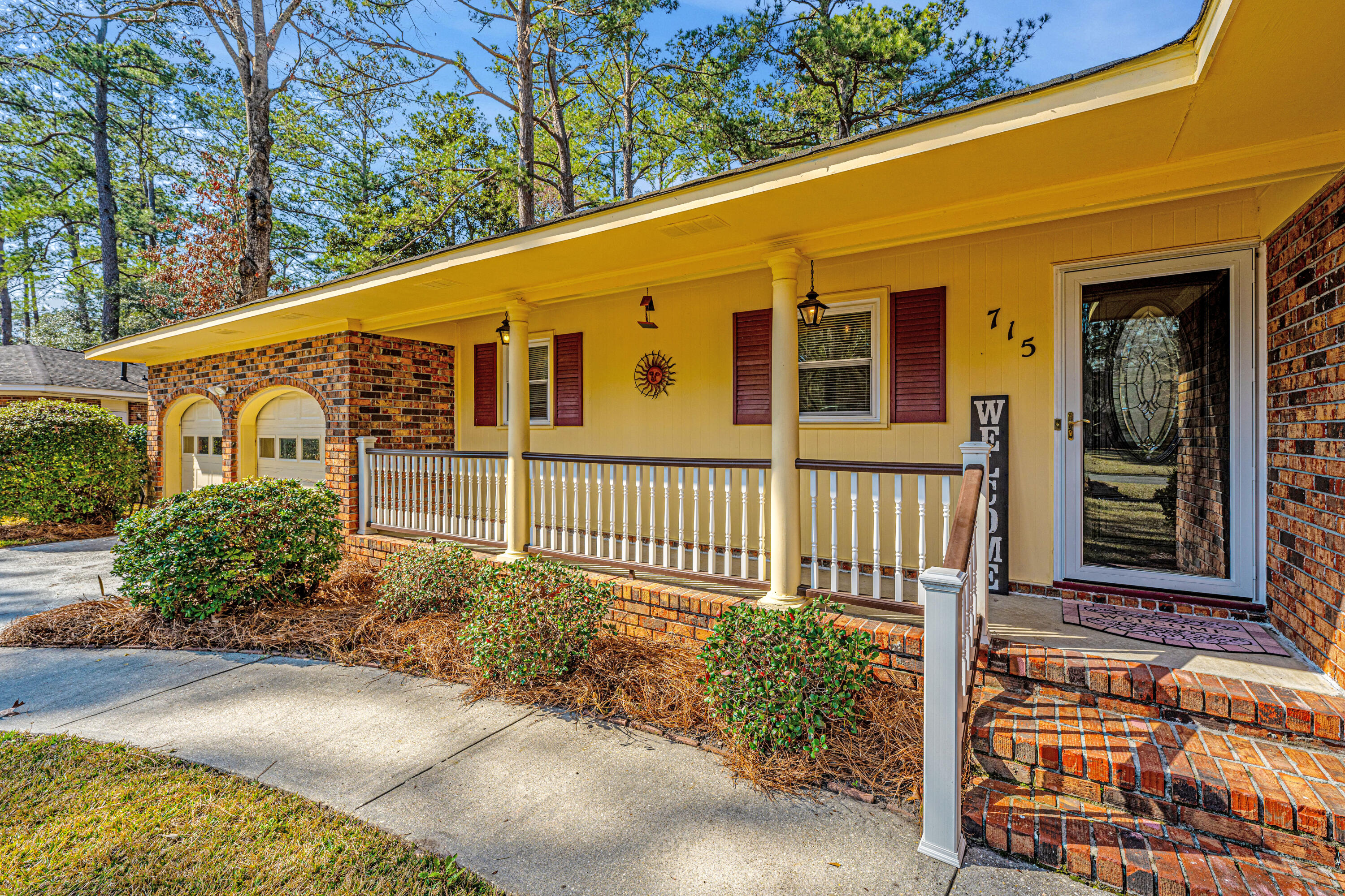 715 Old Golf Road Summerville, SC 29483 - Photo 5 of 25 106WampeeCurve009