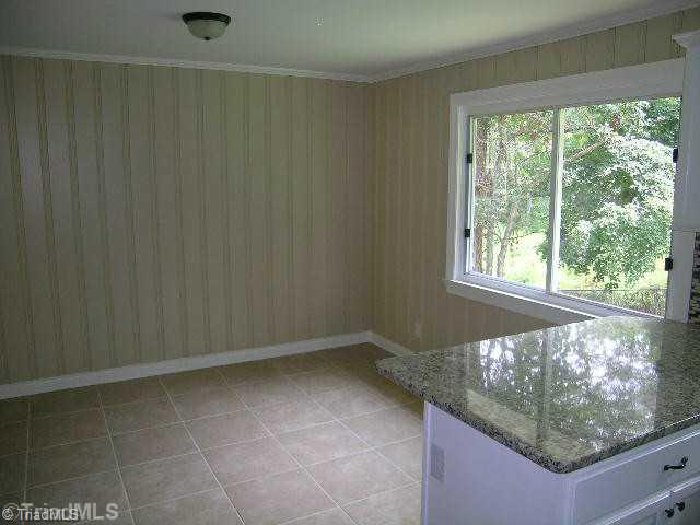 1214 Frye Bridge Road Clemmons, NC 27012 - Photo 5 of 13 Breakfast.