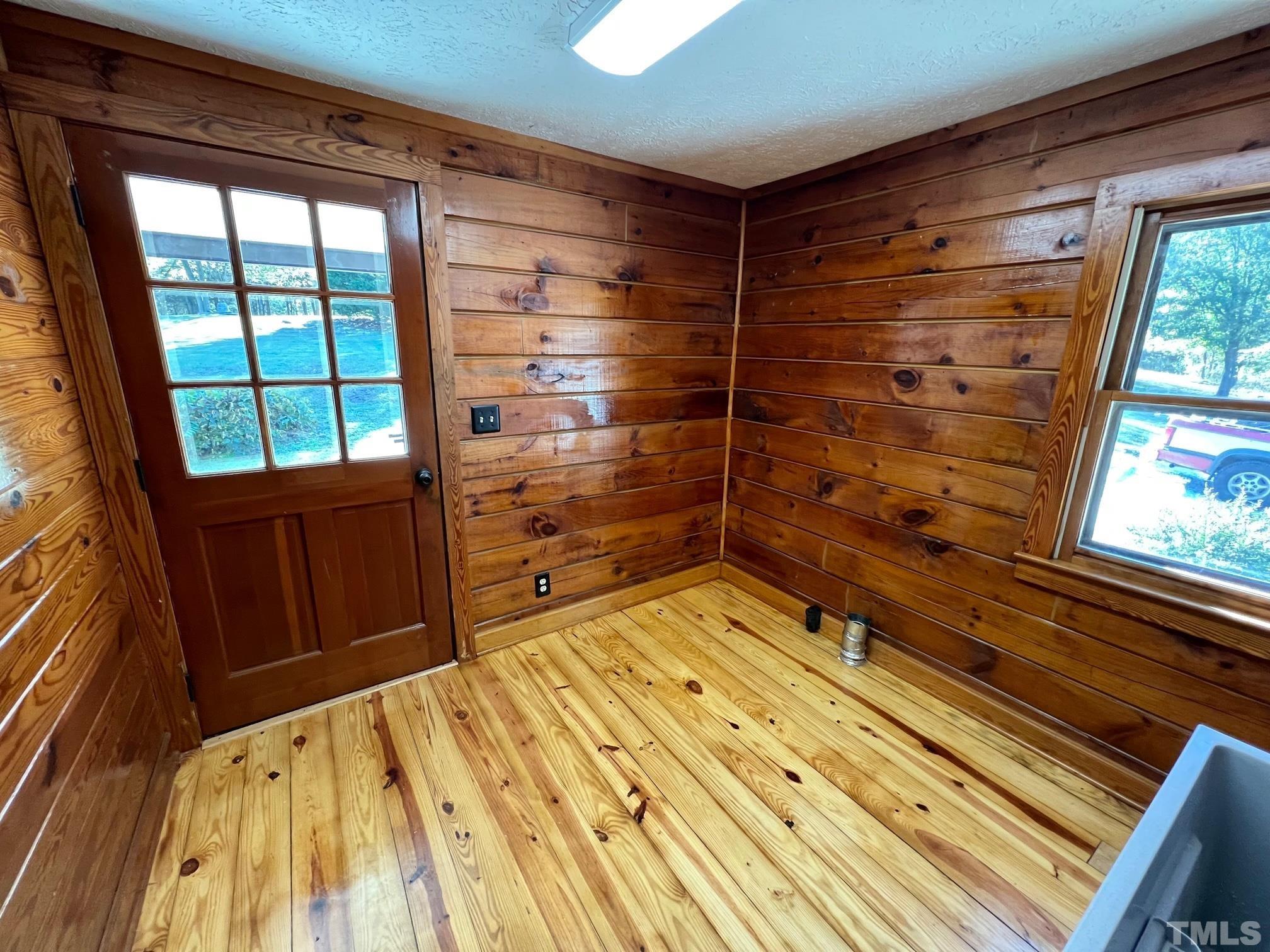 110 Keyser Lane Roxboro, NC 27574 - Photo 5 of 62 a room with a furniture and a window