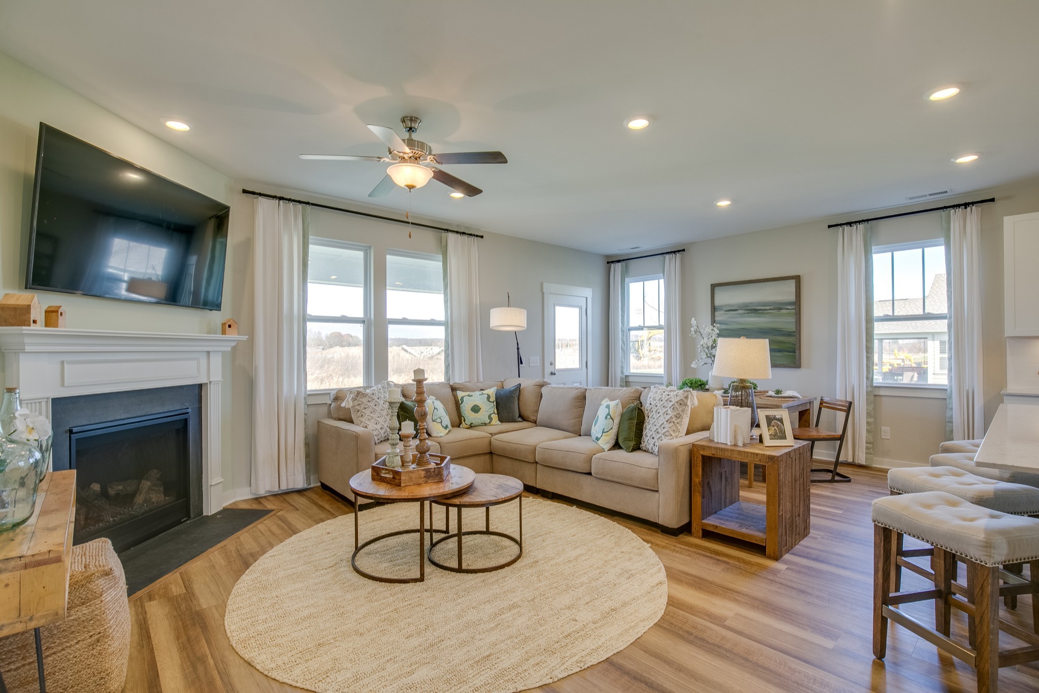 421 Rangeland Road, Unit 635 Spring Hill, TN 37174 - Photo 4 of 21 Gallery Image 4