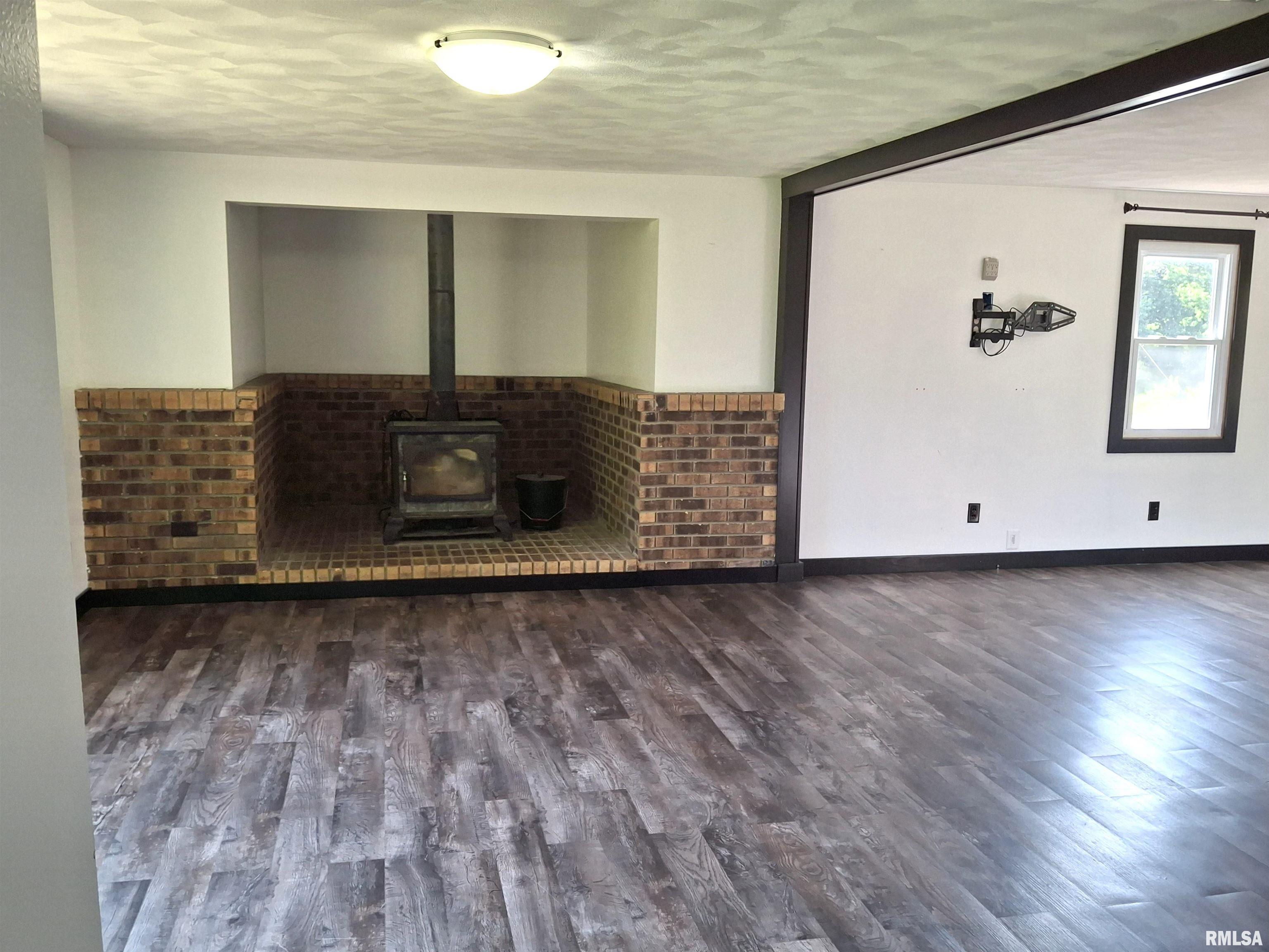 16221 West Sommerfield Road Trivoli, IL 61569 - Photo 9 of 78 Gallery Image 9