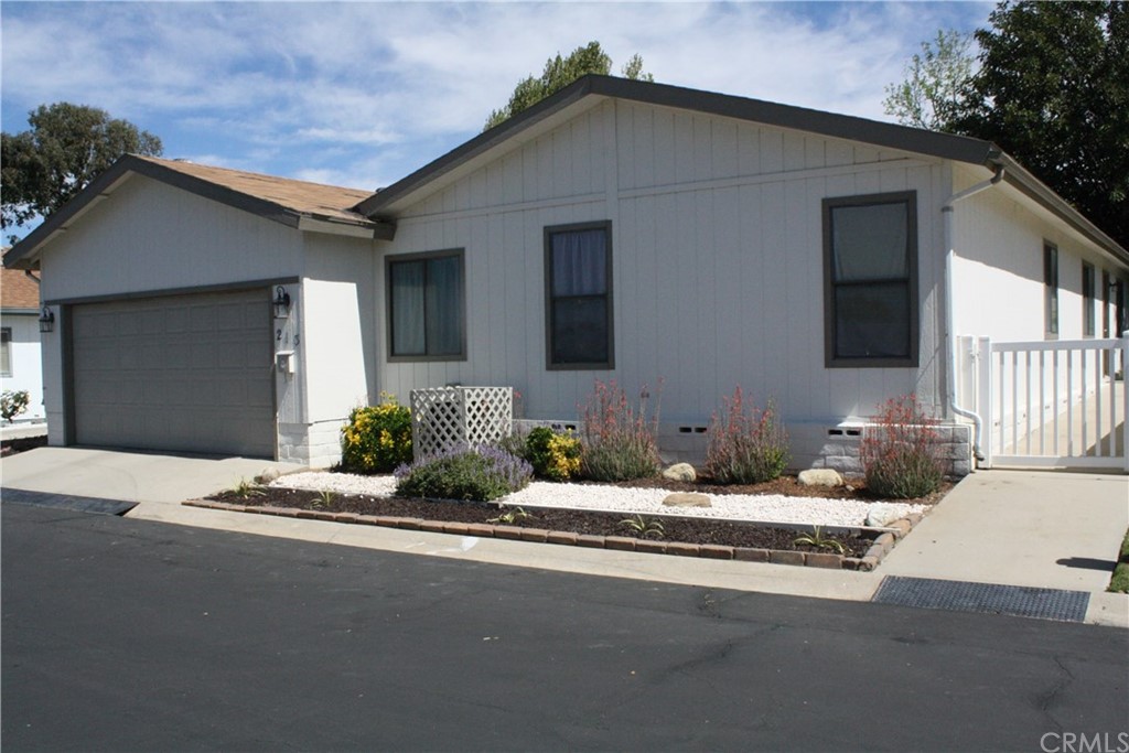 Front of home
3800 W. Wilson Sp. 213 Banning, Ca 92220