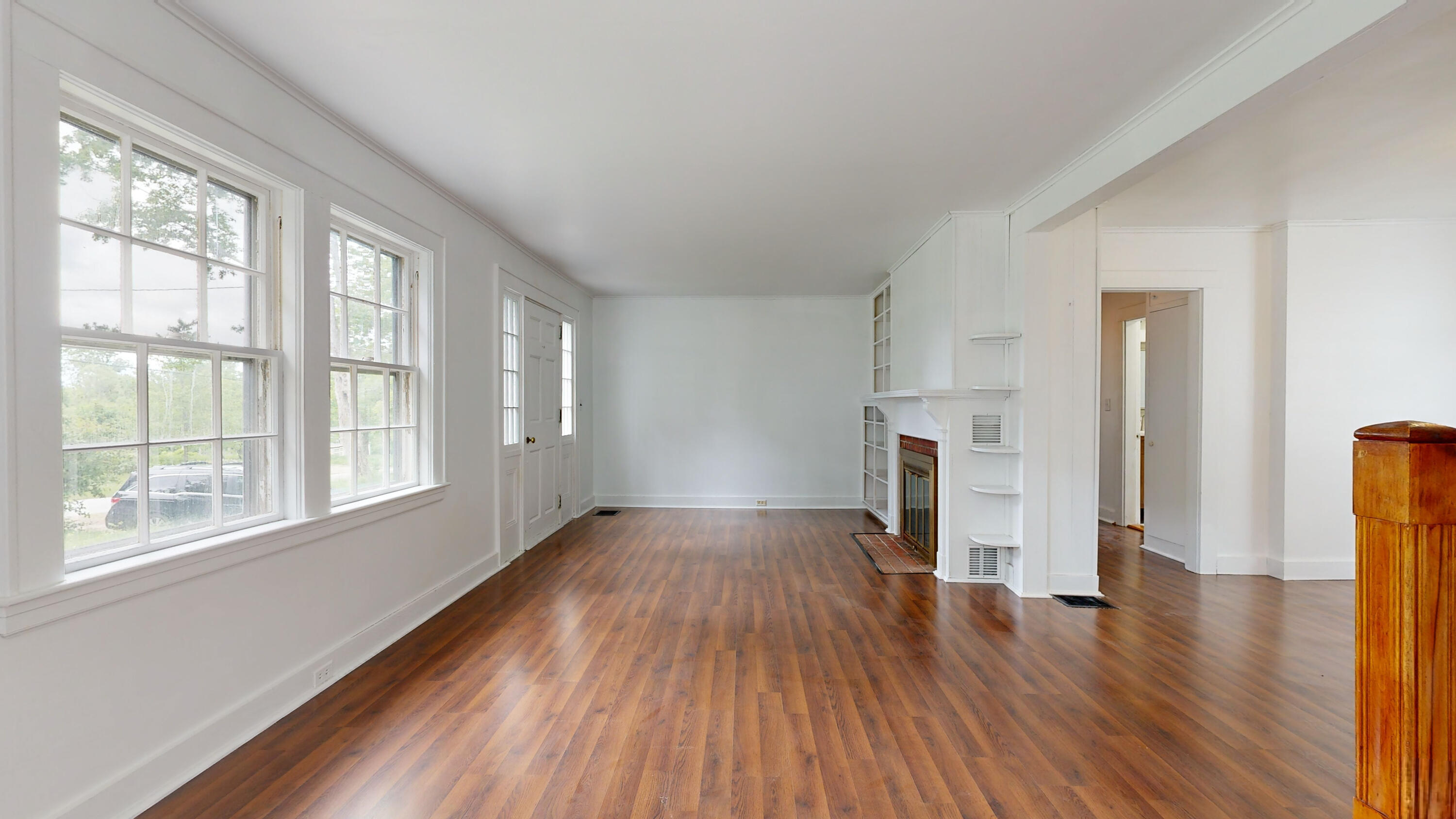 1675 Old Augusta Road Waldoboro, ME 04572 - Photo 17 of 51 Living Room