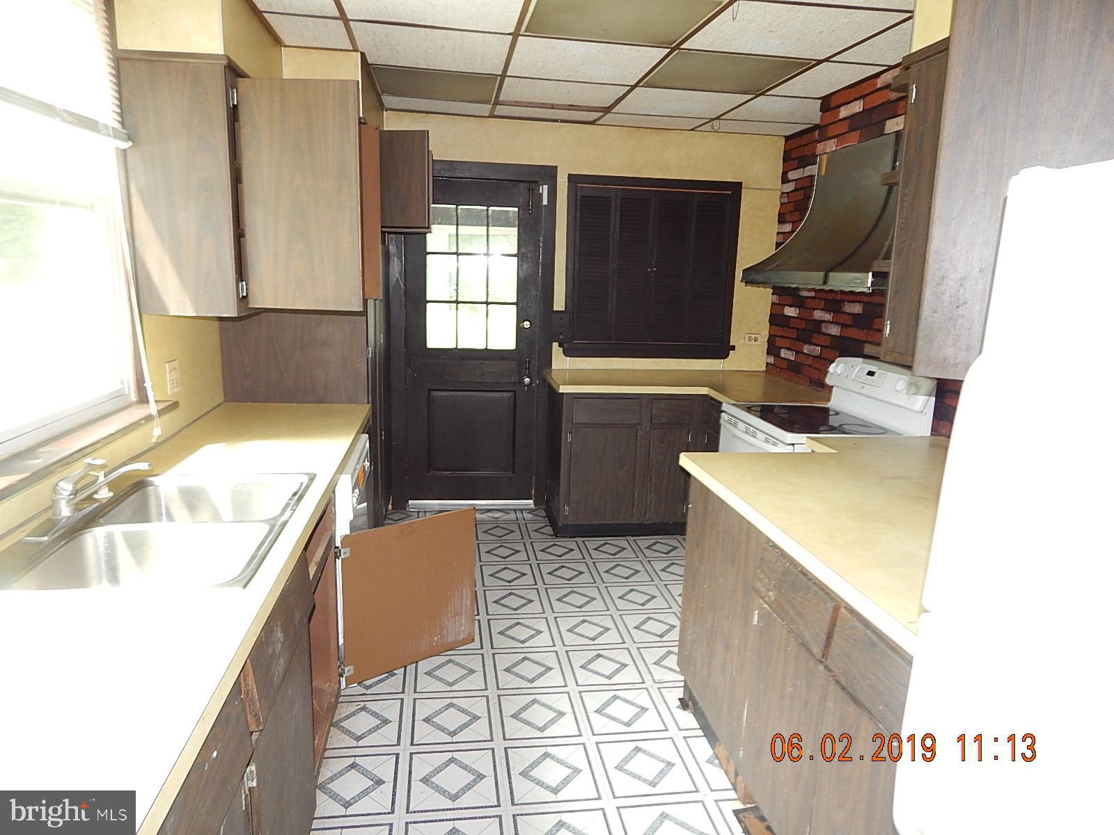 4 South Mill Road Princeton Junction, NJ 08550 - Photo 14 of 41