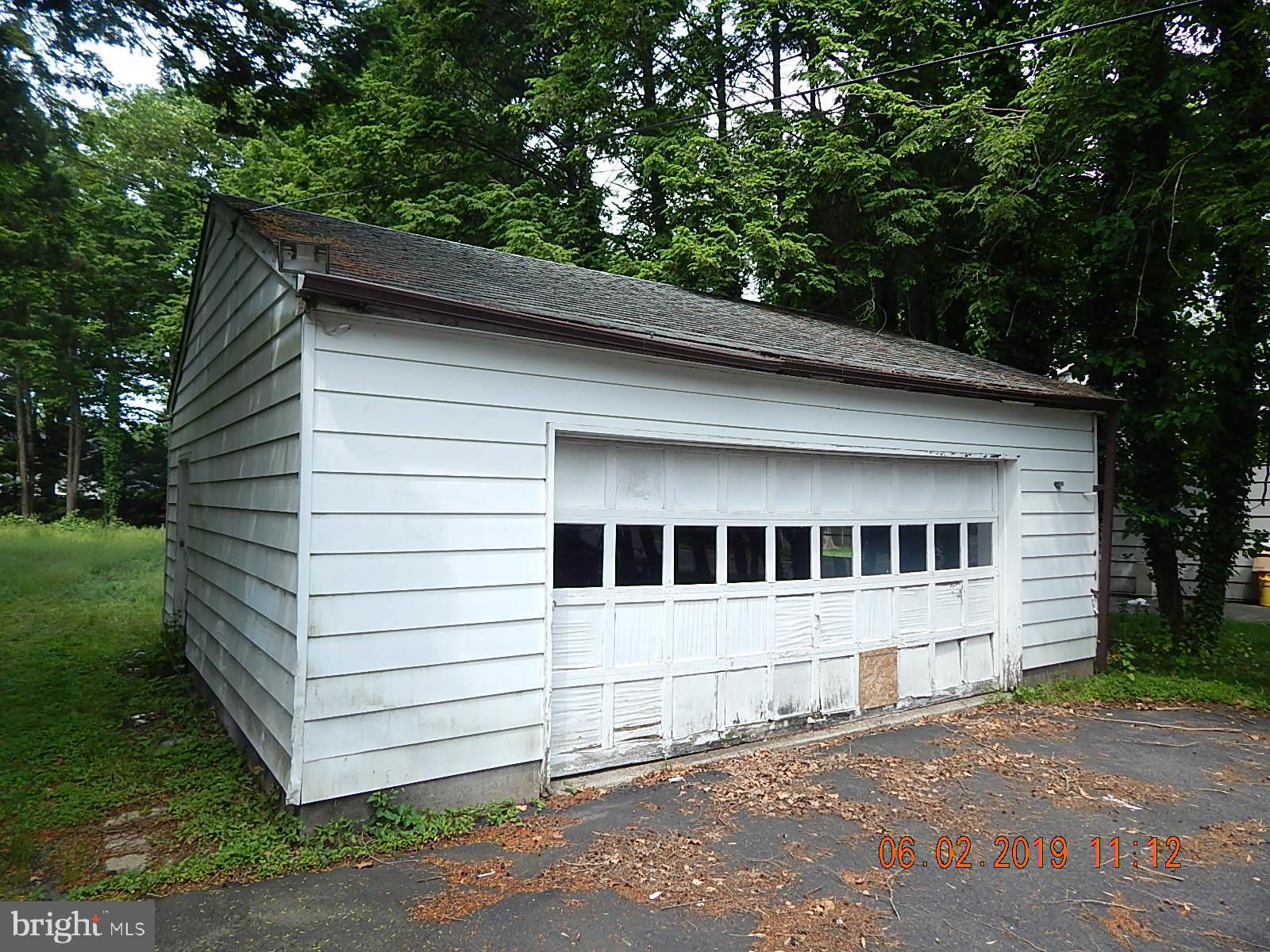 4 South Mill Road Princeton Junction, NJ 08550 - Photo 5 of 41