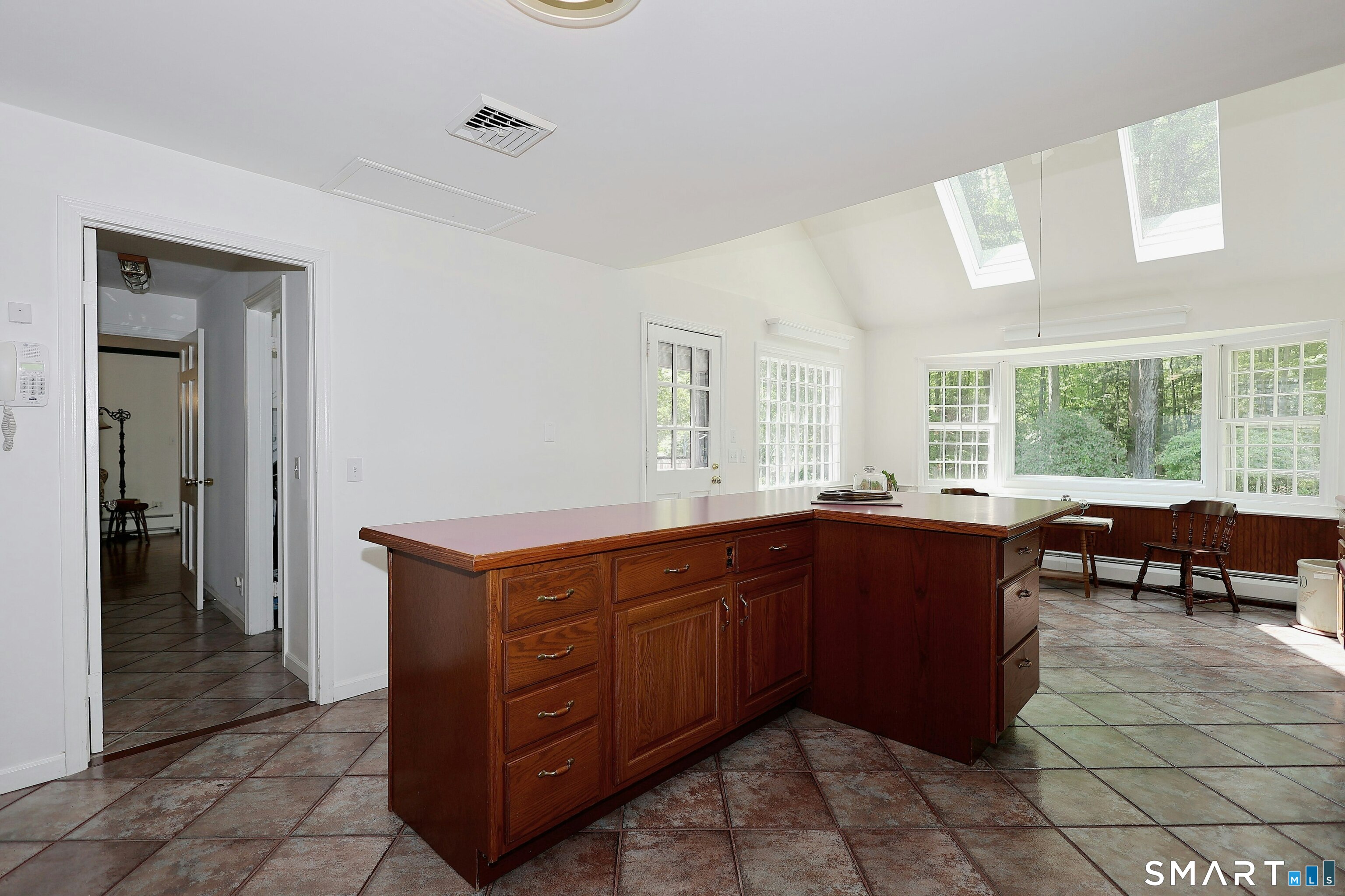 35 Deer Spring Road Redding, CT 06896 - Photo 20 of 40
