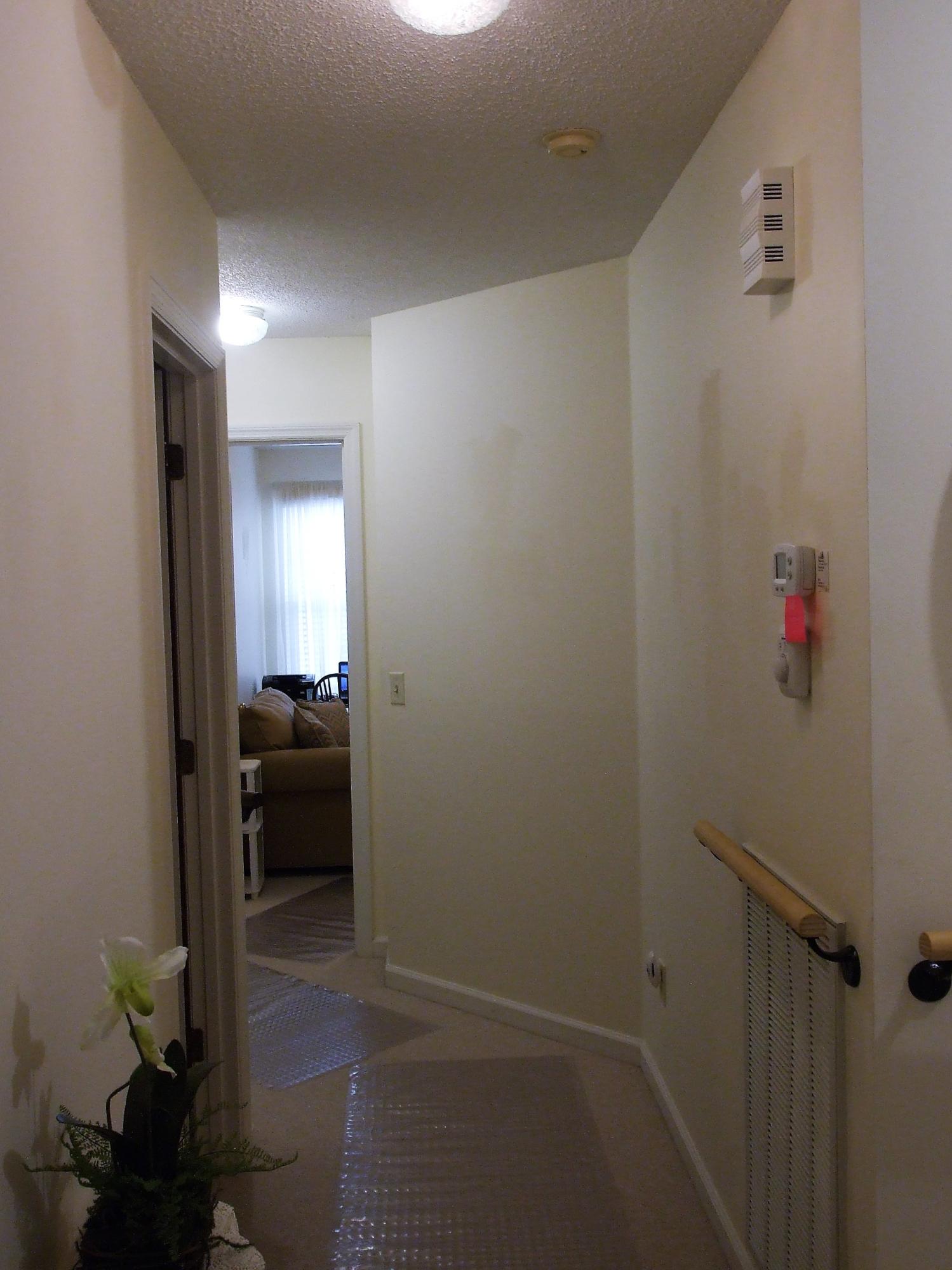 401 Hampton Road Signal Mountain, TN 37377 - Photo 29 of 61 Hall1