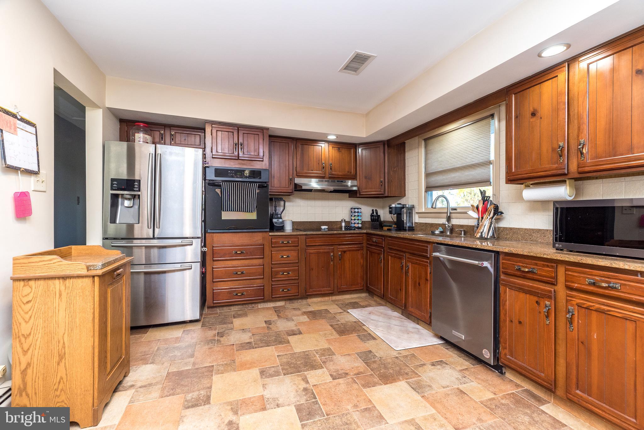 3021 Finland Road Pennsburg, PA 18073 - Photo 12 of 50 Gallery Image 12