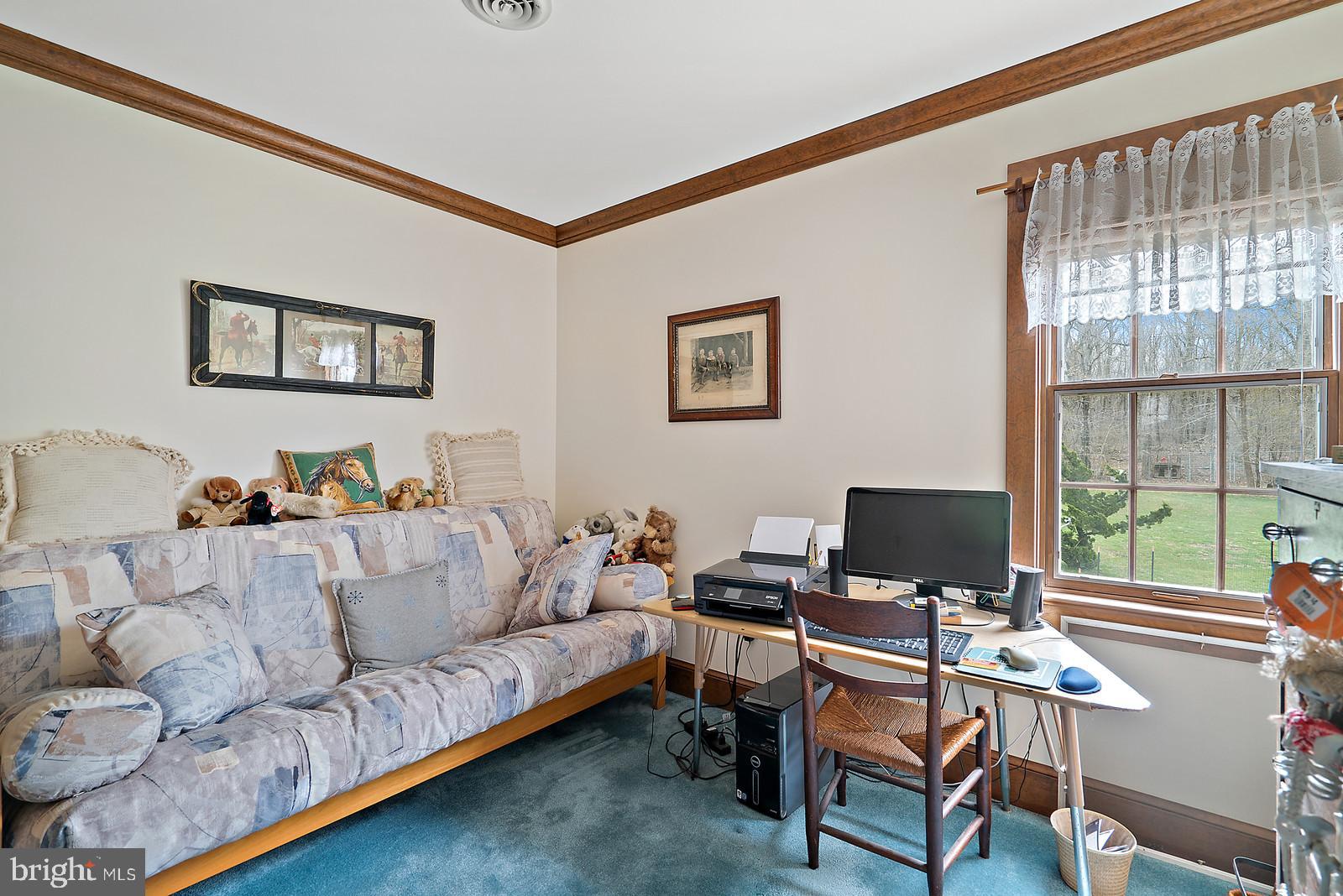 7203 Dudie Road Marshall, VA 20115 - Photo 21 of 46 3rd bedroom