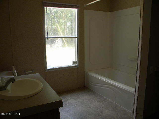 2946 Brunson Landing Road Vernon, FL 32462 - Photo 5 of 7
