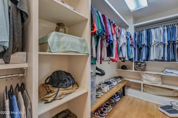 $1,350,000 | 450 Berry Lane Southwest, Supply, NC 28462