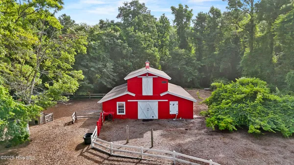 $1,350,000 | 450 Berry Lane Southwest, Supply, NC 28462