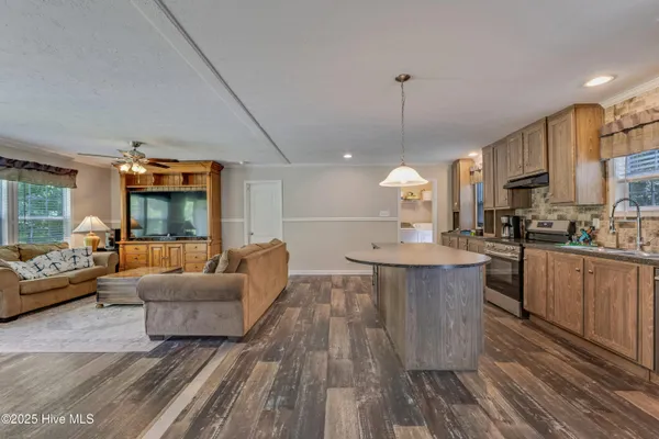 $1,350,000 | 450 Berry Lane Southwest, Supply, NC 28462