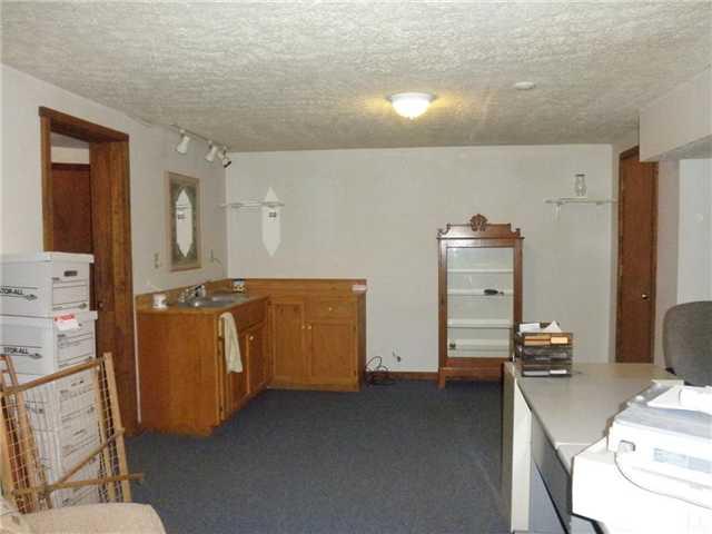 3850 Ballinger Road Martinsville, IN 46151 - Photo 13 of 16 Gallery Image 13