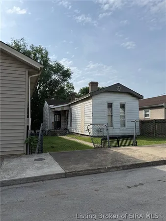 $64,900 | 1340 Beeler Street, New Albany, IN 47150