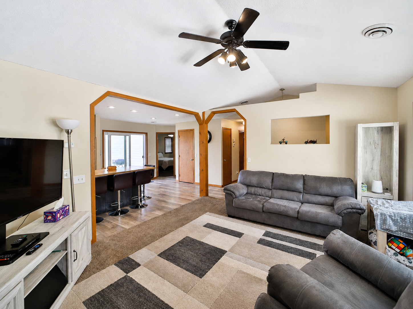 3736 Cedar Scenic Road Baxter, MN 56425 - Photo 9 of 32 Gallery Image 9