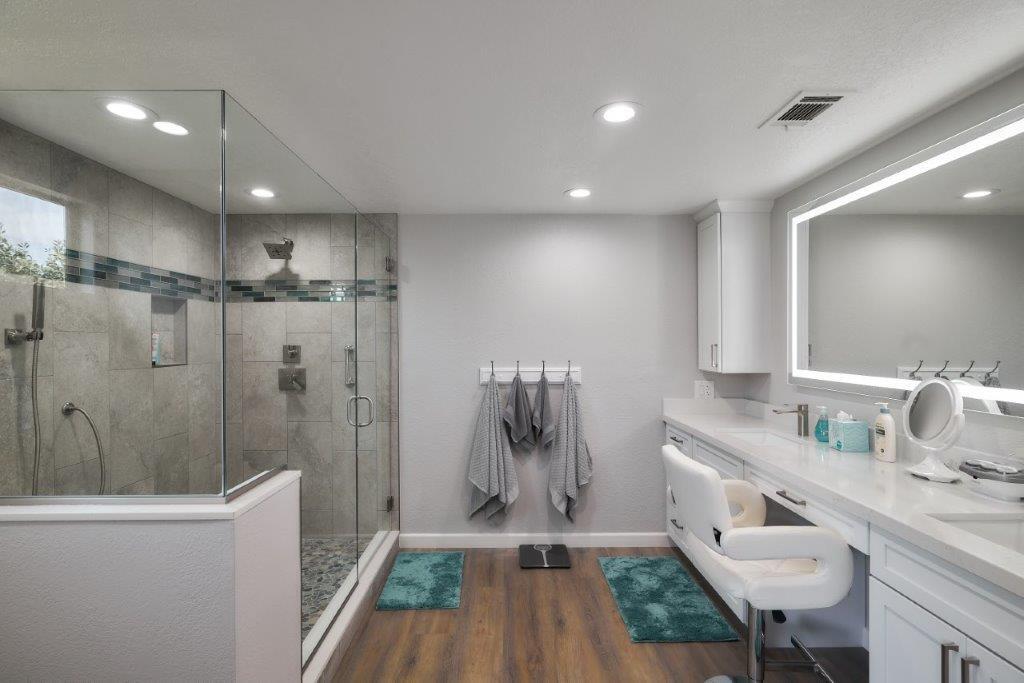 25 Maximo Way Palm Desert, CA 92260 - Photo 13 of 15 a bathroom with a sink a toilet and shower