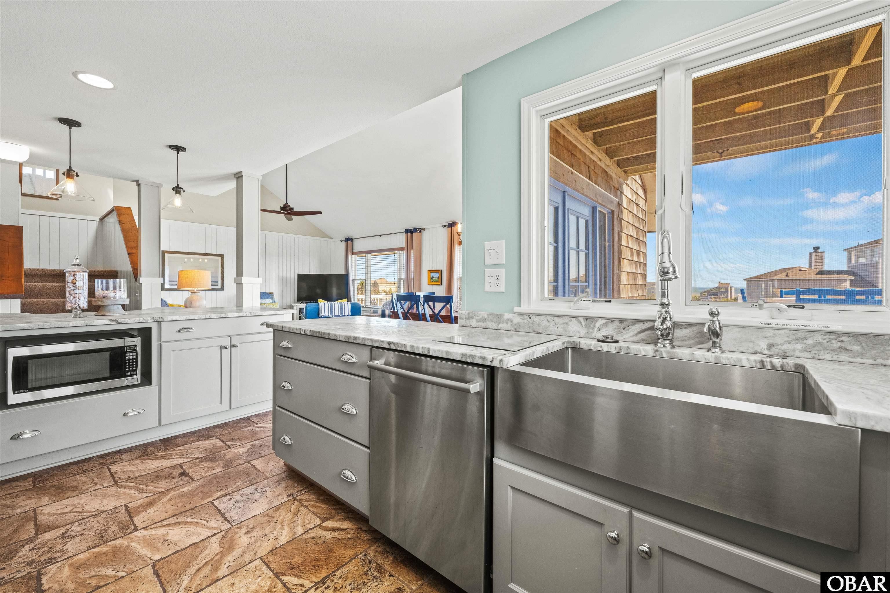 125 Spyglass Road Duck, NC 27949 - Photo 7 of 48 Gallery Image 7