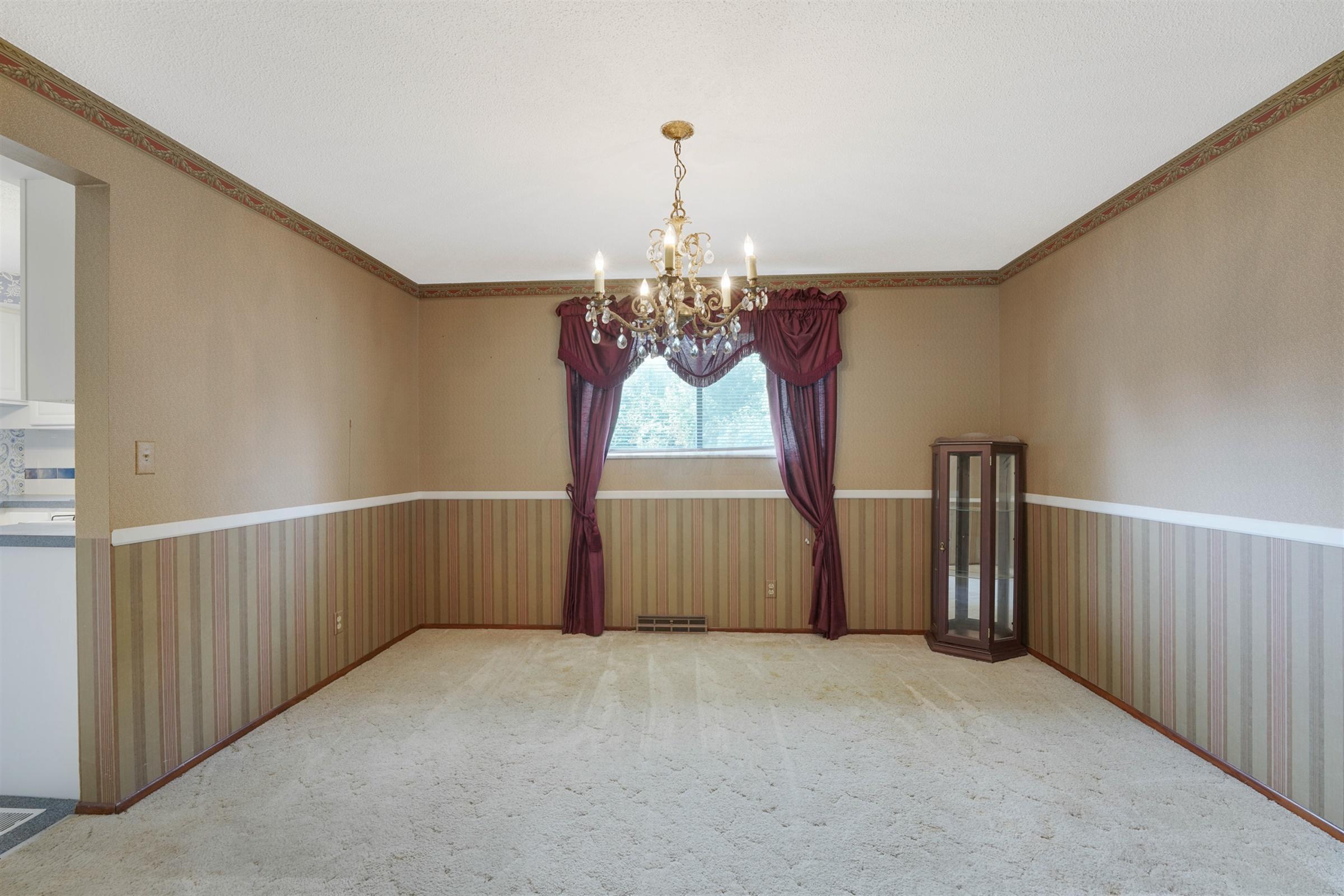 2147 Balmoral Road Columbus, OH 43229 - Photo 8 of 31 Gallery Image 8