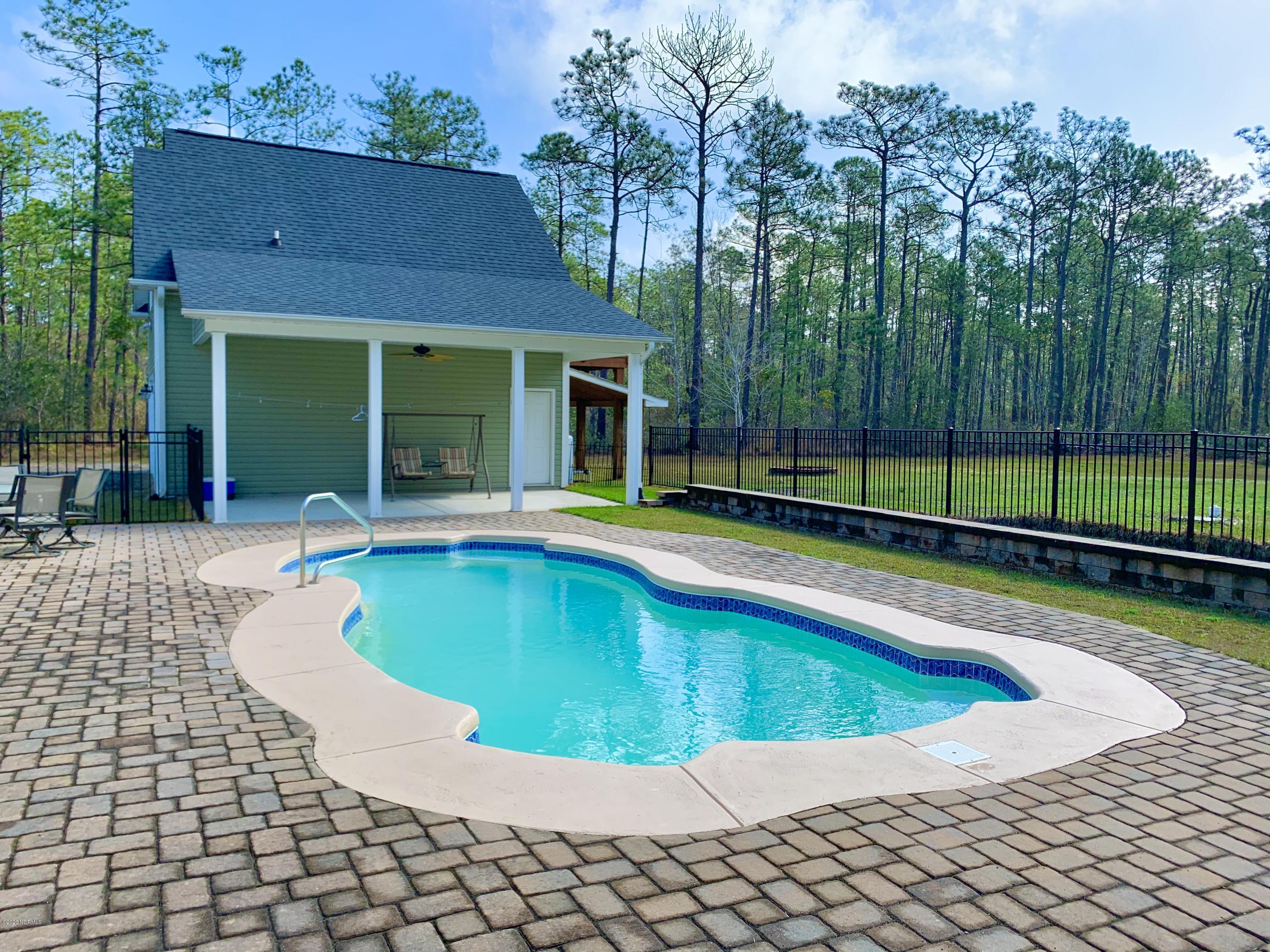 690 Drake Road Southport, NC 28461 - Photo 2 of 48 7E263631-794B-4103-A6C8-FC6BCB1F5436