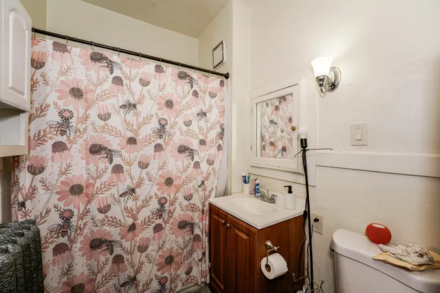 $399,900 | 1825 North Astor Street, Milwaukee, WI 53202