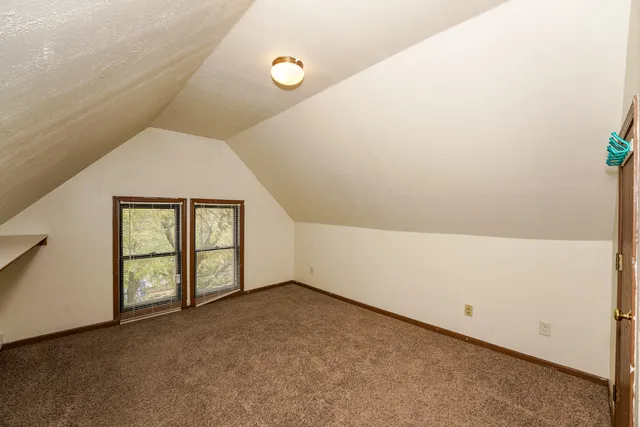 $399,900 | 1825 North Astor Street, Milwaukee, WI 53202