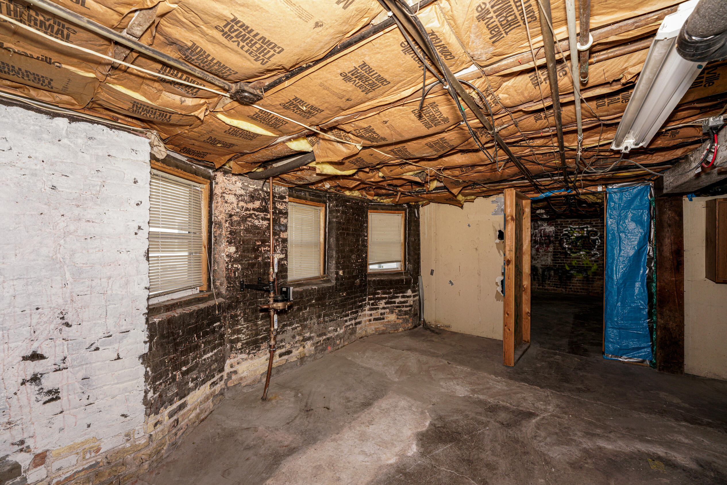 1825 North Astor Street Milwaukee, WI 53202 - Photo 38 of 41 Photo (19)