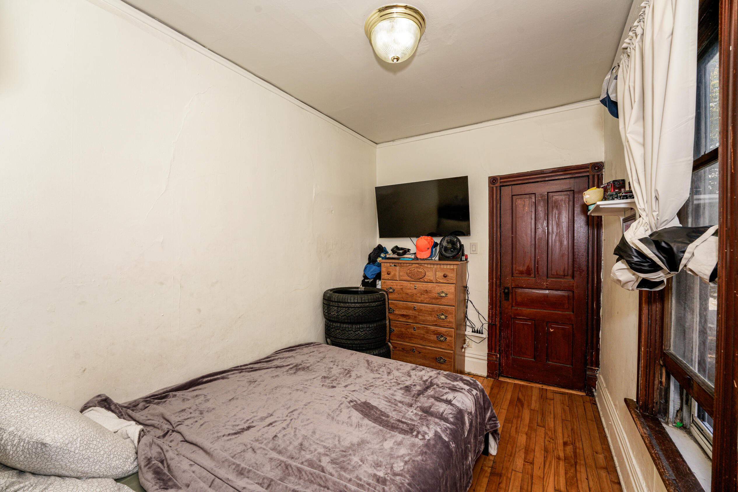 1825 North Astor Street Milwaukee, WI 53202 - Photo 8 of 41 Photo (8)