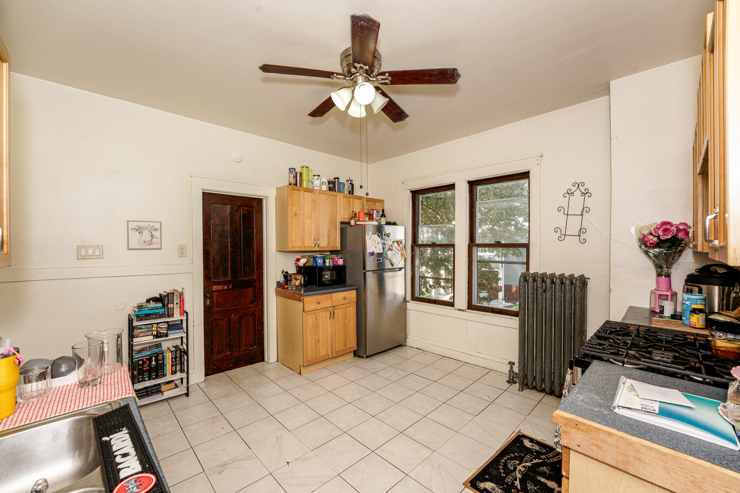 1825 North Astor Street Milwaukee, WI 53202 - Photo 9 of 41 Photo (9)