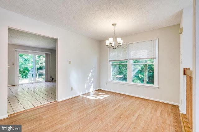 1645 Oak Spring Way Reston, VA 20190 - Photo 14 of 54