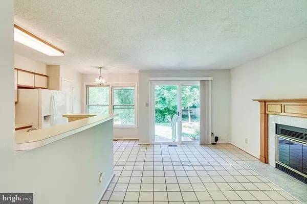 $3,200 | 1645 Oak Spring Way, Reston, VA 20190