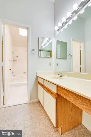 $3,200 | 1645 Oak Spring Way, Reston, VA 20190