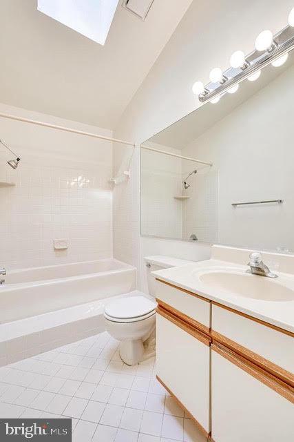 1645 Oak Spring Way Reston, VA 20190 - Photo 30 of 54