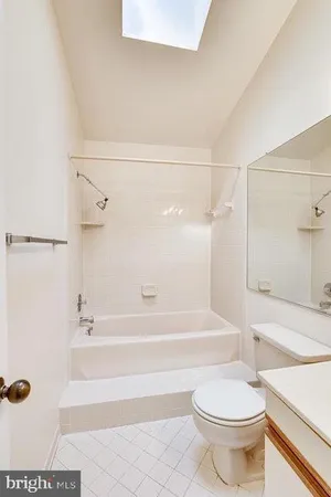 $3,200 | 1645 Oak Spring Way, Reston, VA 20190