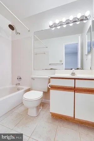 $3,200 | 1645 Oak Spring Way, Reston, VA 20190