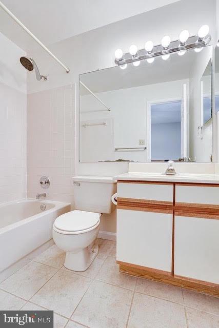 1645 Oak Spring Way Reston, VA 20190 - Photo 38 of 54