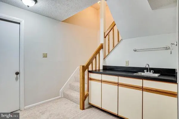 $3,200 | 1645 Oak Spring Way, Reston, VA 20190
