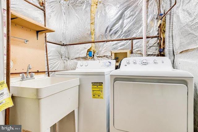 1645 Oak Spring Way Reston, VA 20190 - Photo 47 of 54