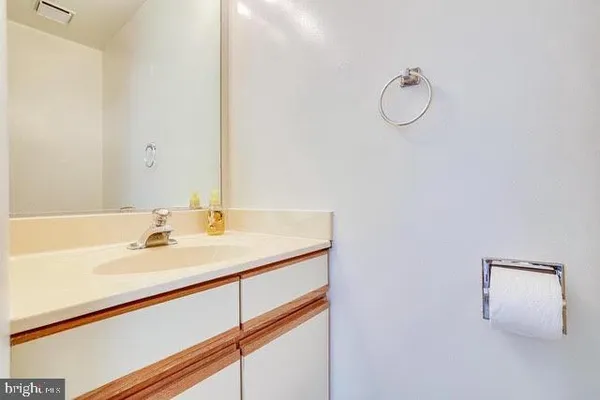 $3,200 | 1645 Oak Spring Way, Reston, VA 20190