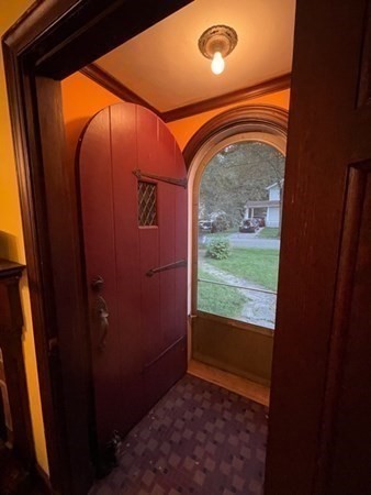 10 Balder Road Worcester, MA 01605 - Photo 5 of 42 Gallery Image 5