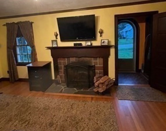 10 Balder Road Worcester, MA 01605 - Photo 7 of 42 Gallery Image 7