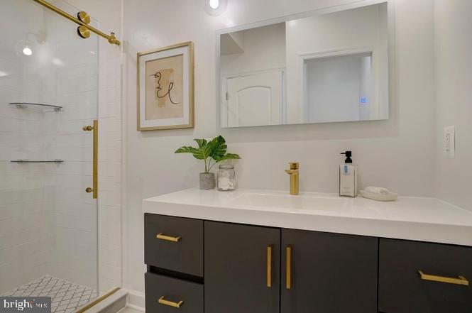 1311 Spring Road Northwest, Unit 1 Washington, DC 20010 - Photo 14 of 23