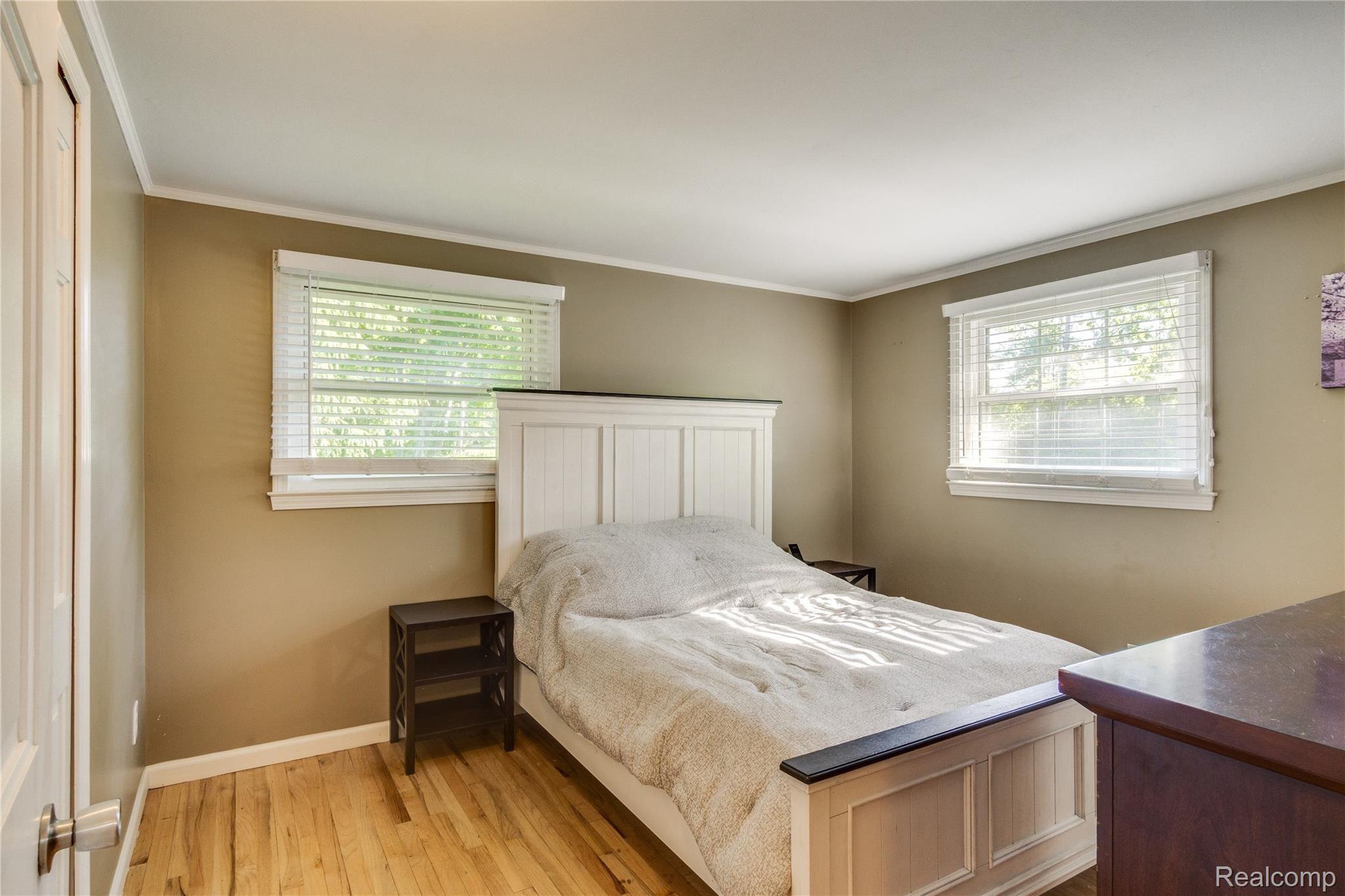 28015 Ridgebrook Road Farmington, MI 48334 - Photo 15 of 35 Interiors (21 of 35).jpg