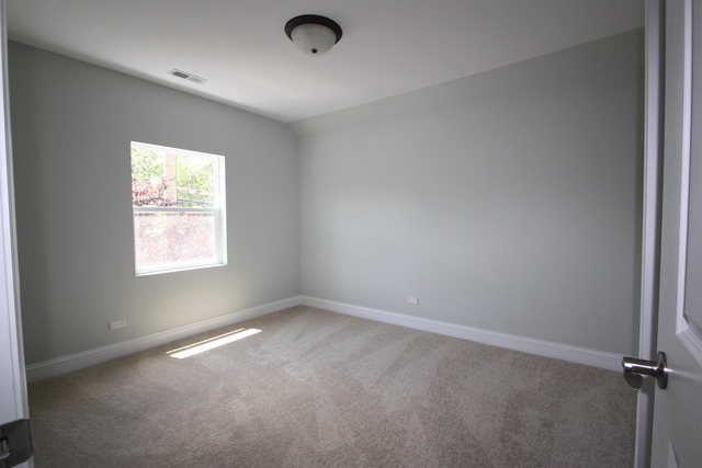 1816 Main Street Spring Grove, IL 60081 - Photo 8 of 14 Gallery Image 8