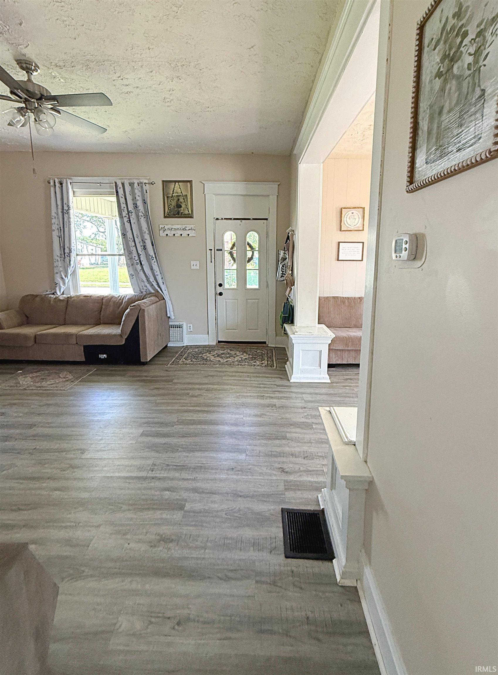 712 West Main Street Washington, IN 47501 - Photo 7 of 31