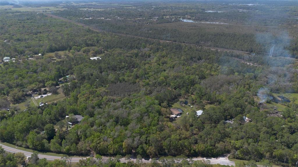 Jungle Road Geneva, FL 32732 - Photo 19 of 21 a view of a city